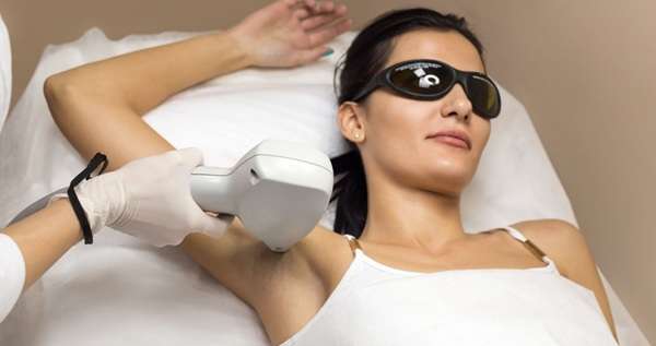 Underarm Laser Hair Removal – Safe, Smooth & Long-Lasting Results